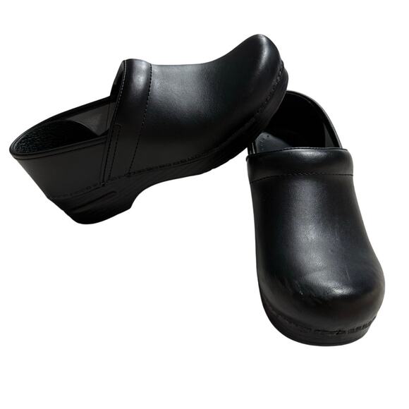 Dansko Clogs Leather Slip On Nurse Womens Size 39 US 9 Black CNA 605020202 Shoes - Picture 1 of 13